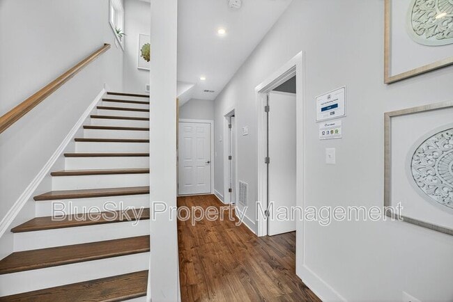 Building Photo - 1225 Old Trail Dr