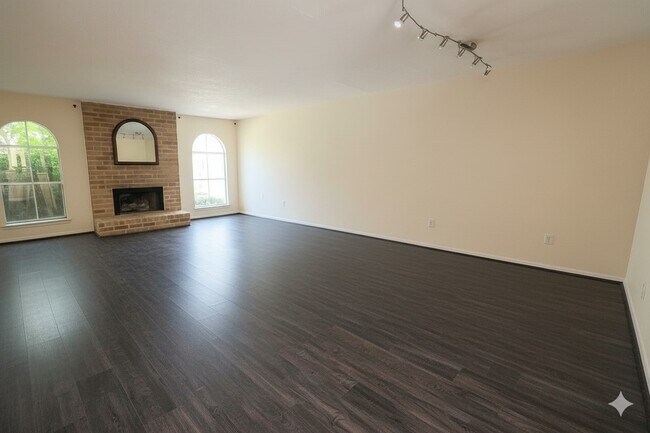 Foto del edificio - 9146 Wilcrest Dr