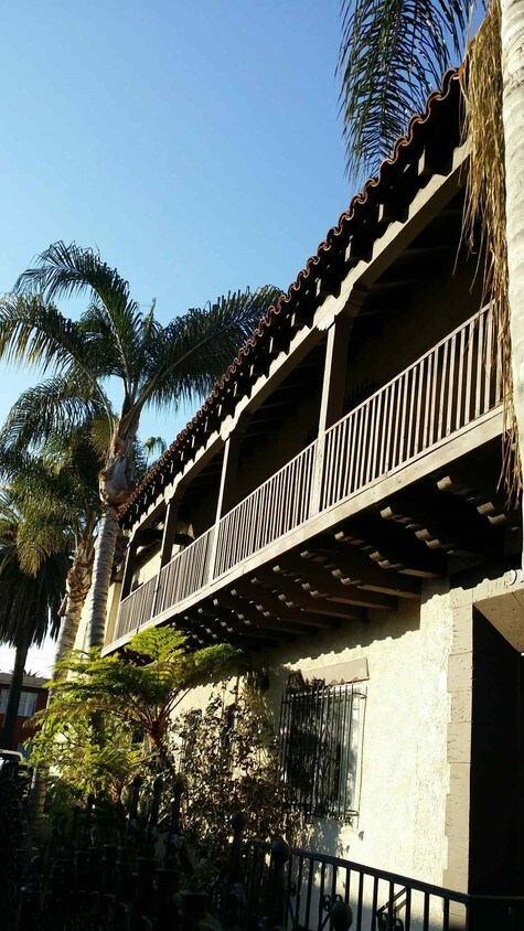 Building Photo - 3795 S St Andrews Pl