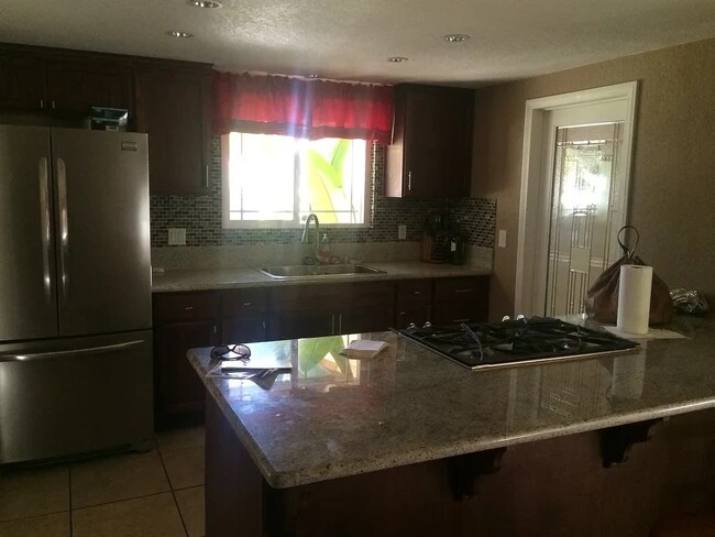 Foto del edificio - 5992 Harrison St