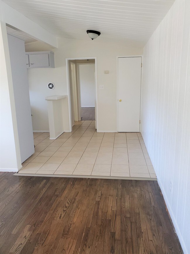 DINING AREA - 714 N Market St
