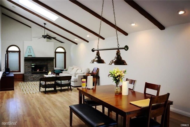 Building Photo - 5 br, 3 bath House - 1647 N Santa Anita Ave