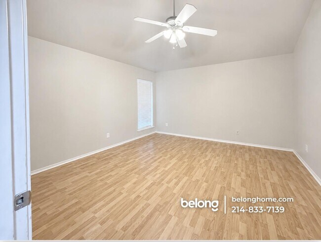 Foto del edificio - 807 Burr Oak Dr