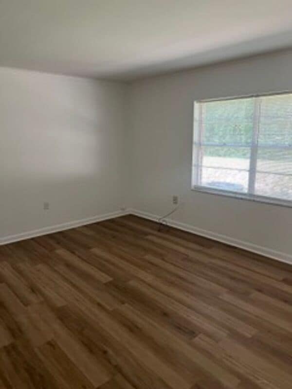 Foto del edificio - 1107 Silverton Ct