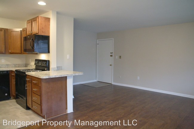 Foto del edificio - 5631 Lancaster St