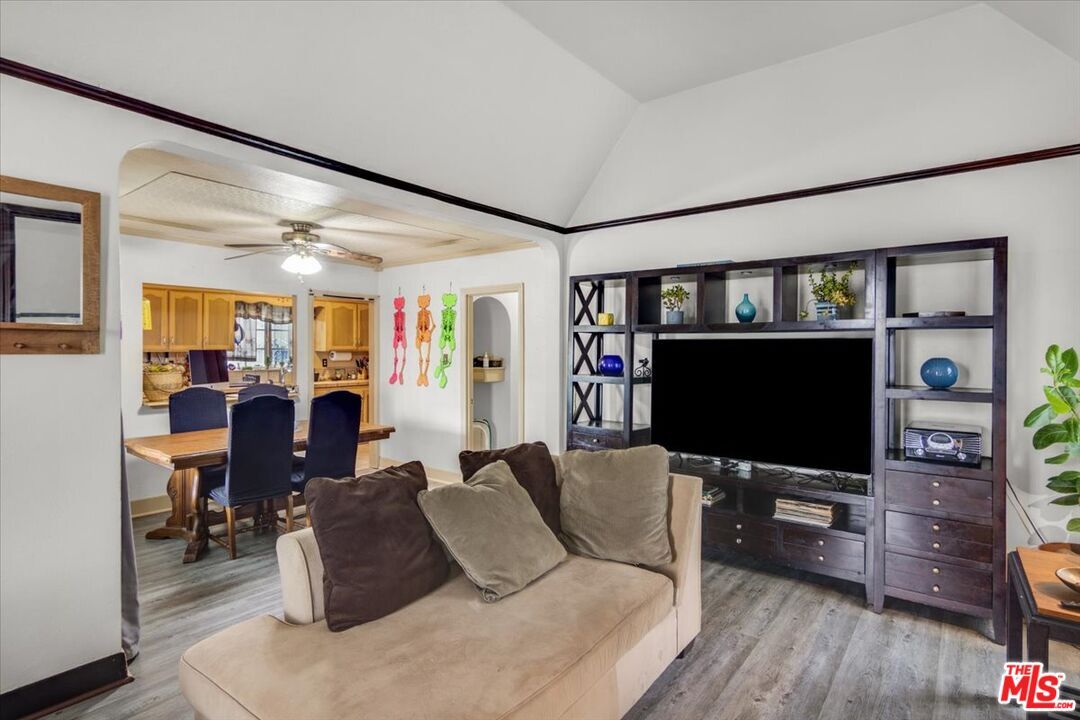 6905 Cimarron St Houses in Los Angeles, CA Westside Rentals