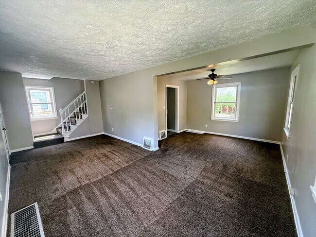 Foto del edificio - 3 bedroom 1 bath single family home for rent - Akron OH