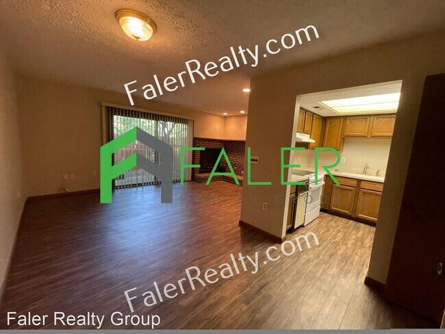Building Photo - 1 br, 1 bath House - 1108 Redbluff Dr