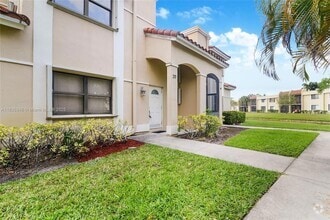 Building Photo - 567 Racquet Club Rd