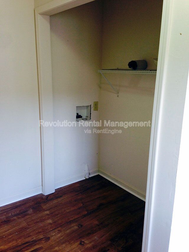 Foto del edificio - 721 English St