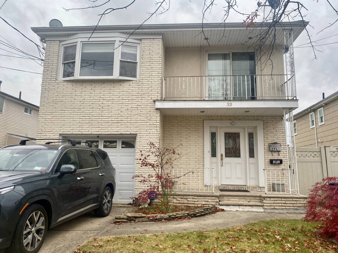 0 Escanaba Ave, Staten Island, NY 10308 House Rental in Staten Island