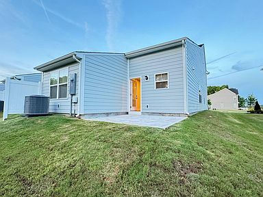 Building Photo - 243 Scenic Rd