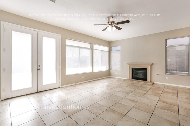 Foto del edificio - 8417 Willow Point Ct