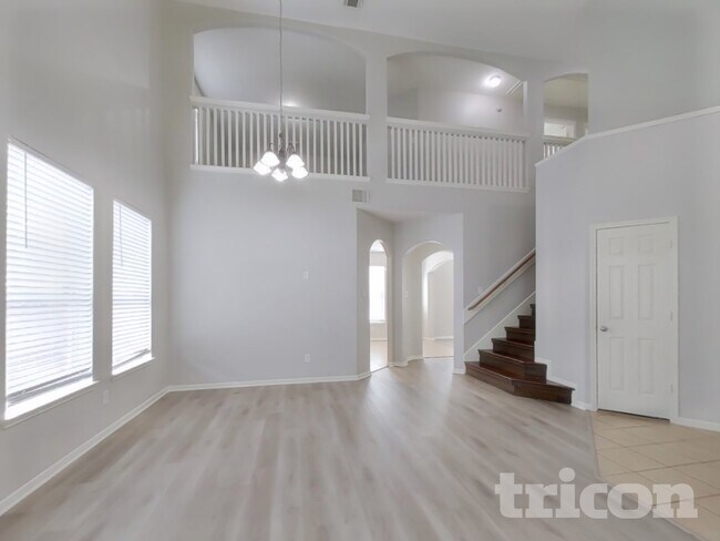 Foto del edificio - 21526 Lovis Way