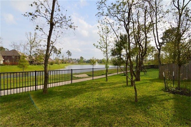 Building Photo - 5007 Sawmill Terrace Ln