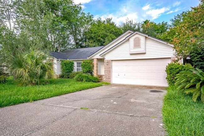 Foto del edificio - 2058 FOREST GATE DRIVE