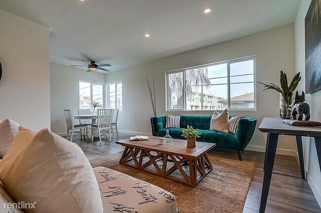 Building Photo - 3 br, 2 bath Apartment - 11853 Manor Drive 1