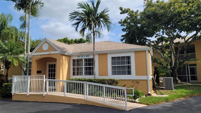 Foto del edificio - 421 SE 10th St