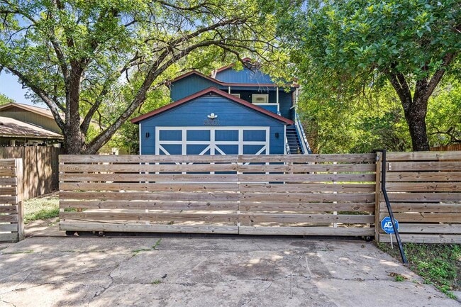 Building Photo - 5501 Spring Meadow Rd