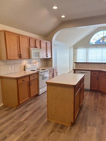 Foto del edificio - 2641 Red Spruce Dr