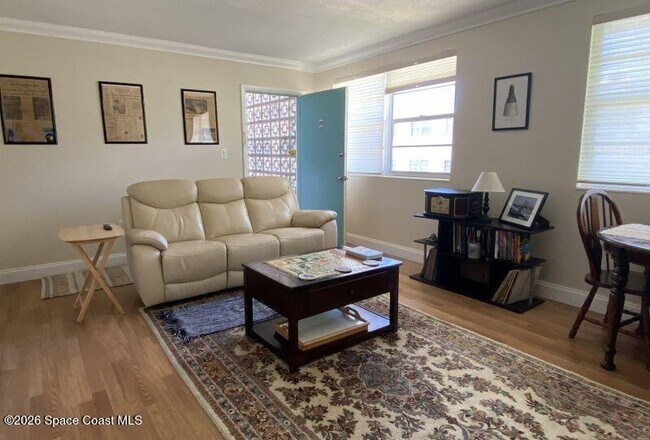 Foto del edificio - 8401 N Atlantic Ave