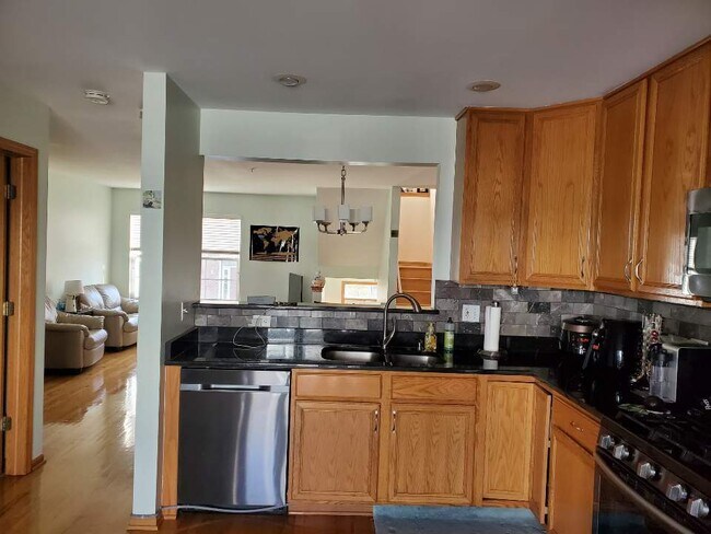 Foto del edificio - 746 River Mill Pkwy