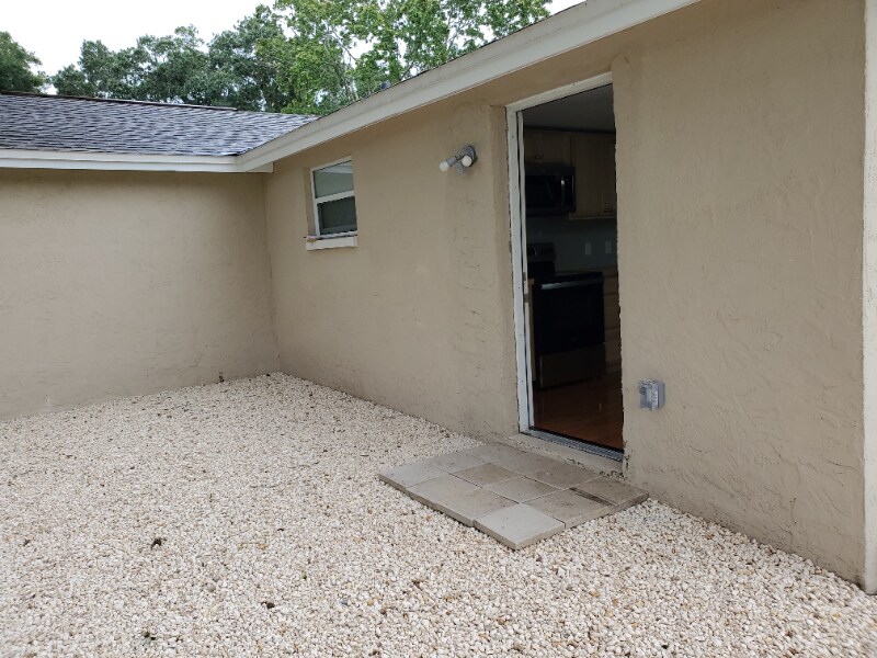 Foto principal - 6748 Knightsbridge Dr