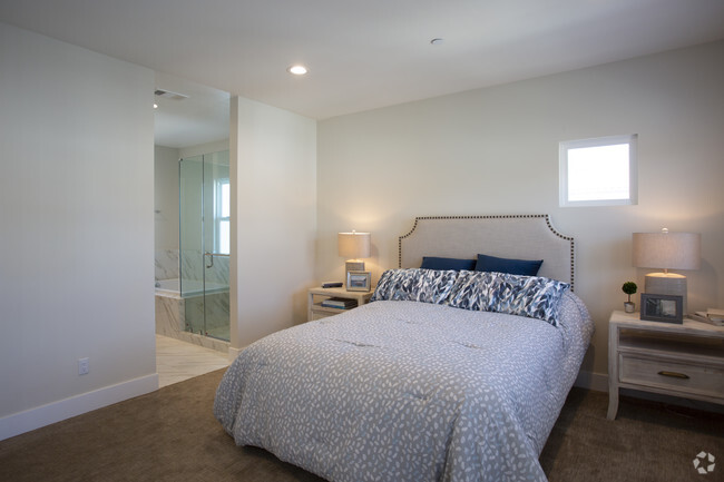 3HAB, 3BA - 1832 ft² - APT MERIDIAN AT PHILLIPS RANCH