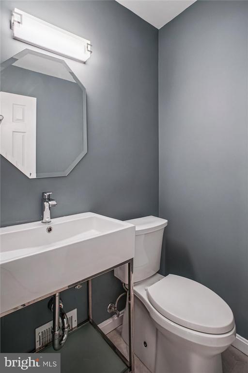 Building Photo - 4409 Westbrook Ln