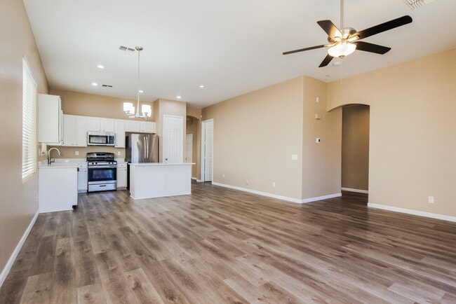 Building Photo - 5037 W Nancy Ln