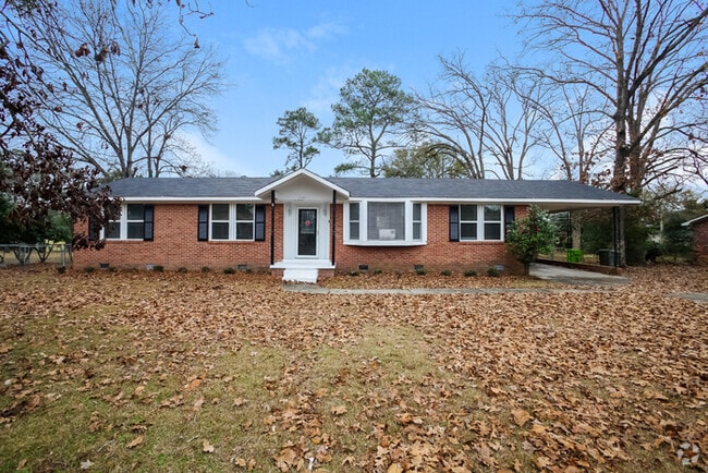 Building Photo - 1744 Woodford Rd