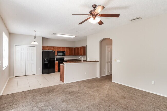 Foto del edificio - 8711 Morrison Oaks Ct