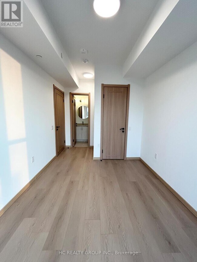 Photo du bâtiment - 3429-3429 Sheppard Ave E