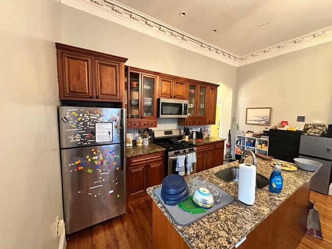 Foto del edificio - 108 Hillside St