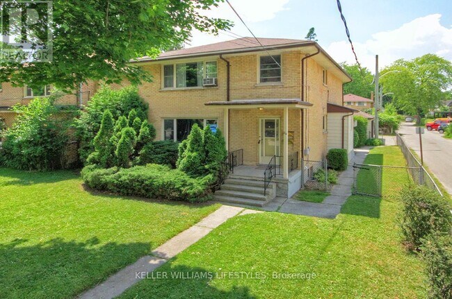 Photo du bâtiment - 84 Wilson Ave