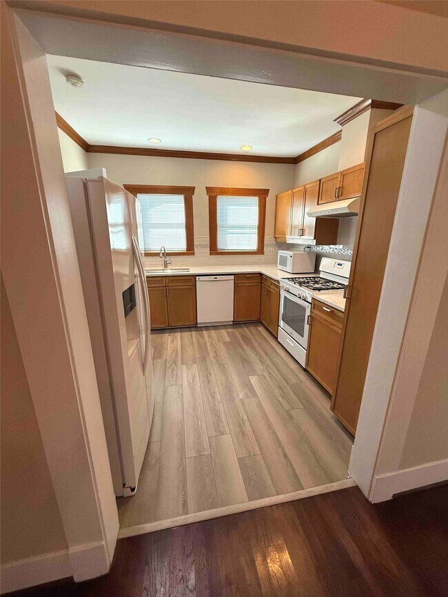 Foto del edificio - 604 E 17th St