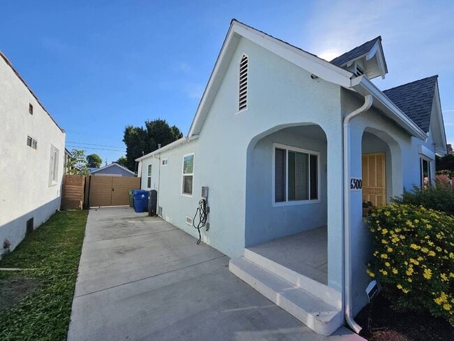 Foto del edificio - 6500 Arlington Ave