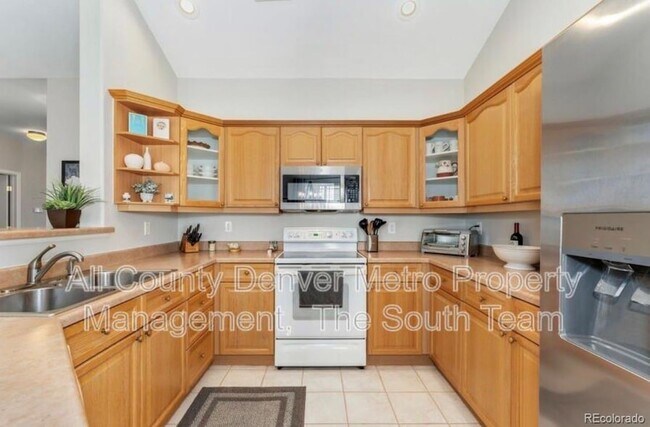 Foto del edificio - 8309 S Independence Cir