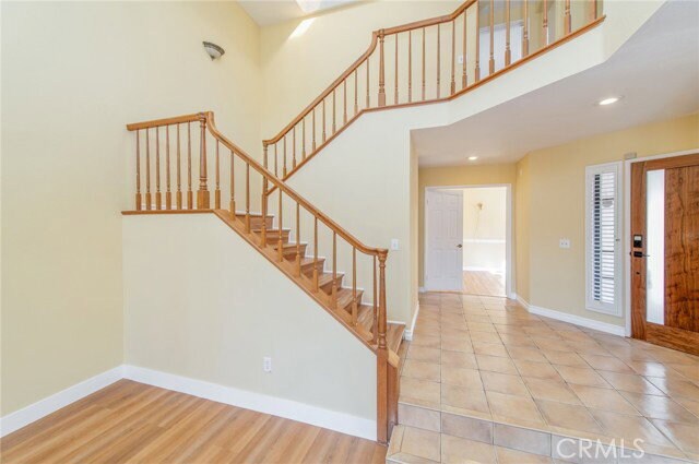 Building Photo - 76 Fairlake