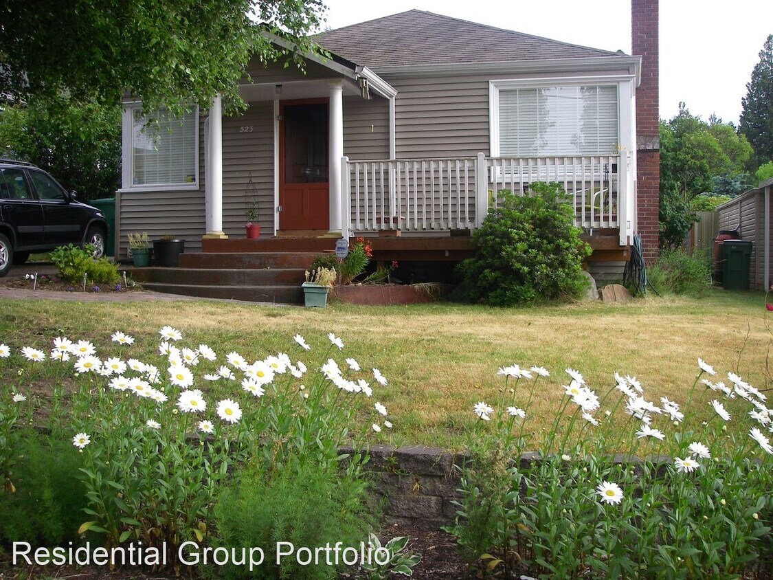 Primary Photo - 2 br, 1 bath House - 523 NE 95TH ST