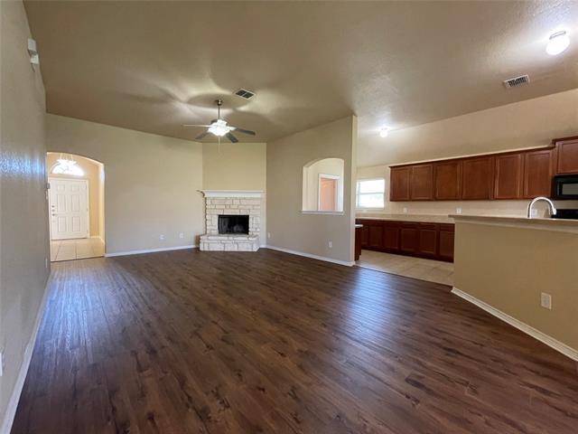 Building Photo - 10500 Barber Ln