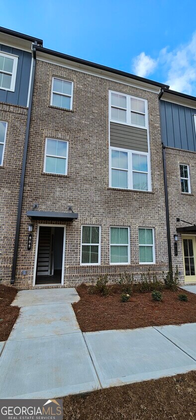 Primary Photo - 908 Colton Dr