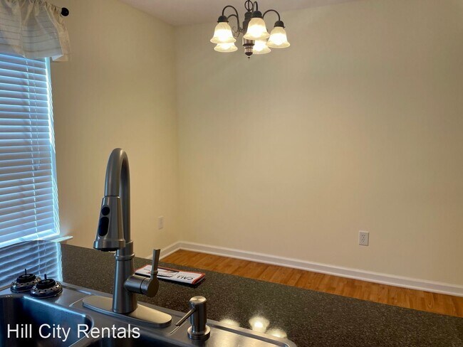 Building Photo - 2 br, 2.5 bath House - 30 Old Tavern Circle