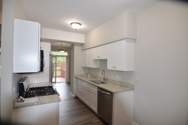 Building Photo - 8307 Sierra Woods Ln