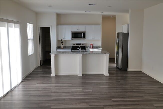 Building Photo - 3022 Spindletree Ln