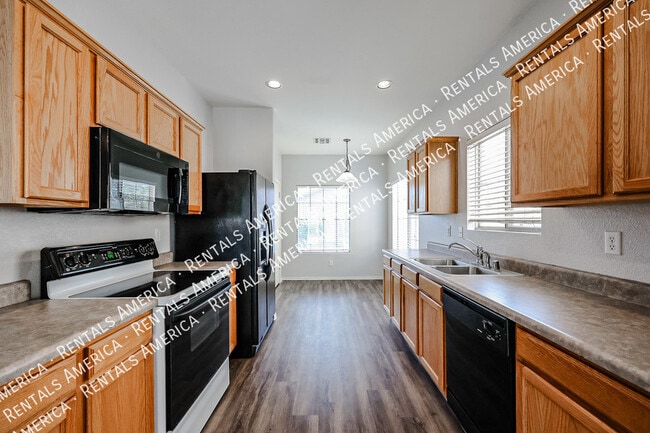 Foto del edificio - 6275 S Kimberlee Way