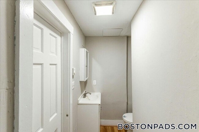 Foto del edificio - 24 Charlton St