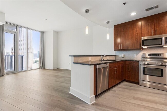 Foto del edificio - 1080 Peachtree St NE