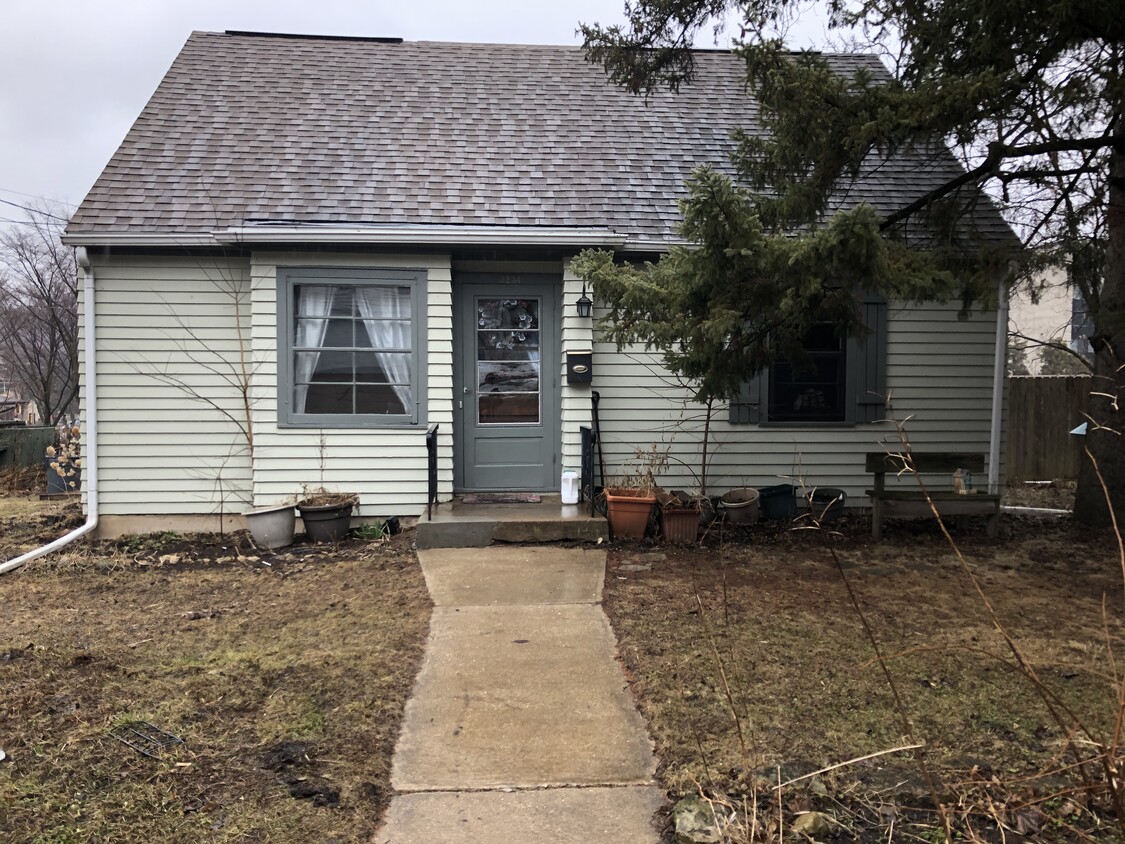 3234 Harvey St, Madison, WI 53705 - House Rental in Madison, WI ...