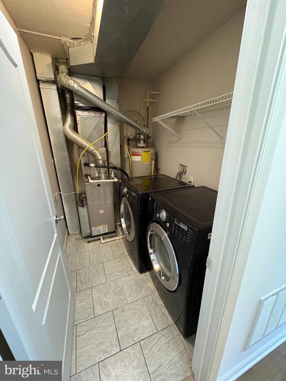 Foto del edificio - 4008 Enders Ln